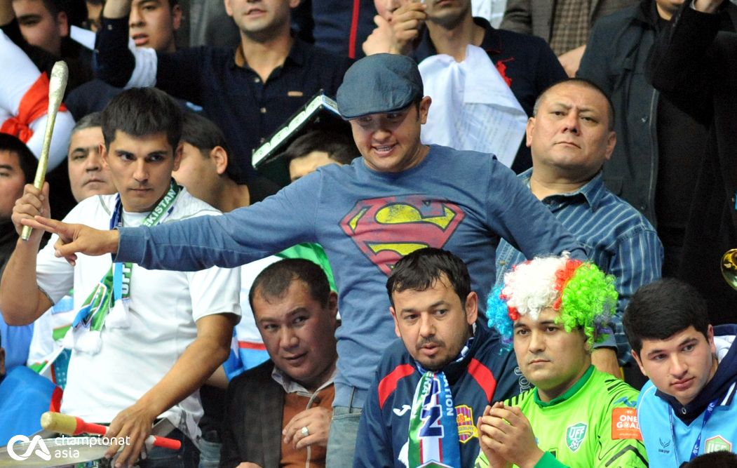 Fans at the match Uzbekistan - Iran