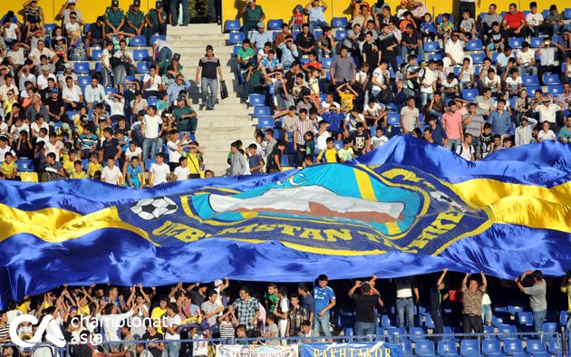 Pakhtakor fans