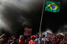 Работники метрополитена Сан-Паулу начали бессрочную забастовку
