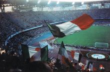 Жаҳон чемпионатларининг расмий тўплари: Италия-1990. (Etrusco)