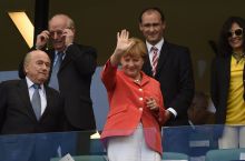 Ангела Меркель Германия - Португалия ўйинига ташриф буюрди