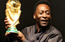 Pele: Rossiyada Braziliya oltinchi marta Jahon chempioni bo'ladi