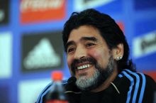 Maradona: "Men Kaka va Ronaldinoni terma jamoaga olgan bo'lardim"