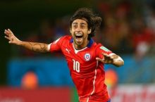 Вальдивия завершил карьеру в сборной Чили