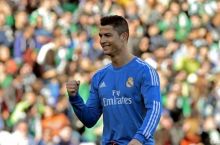 Роналду: “Реал” ажойиб футболчиларни харид қилди"