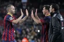 Иньеста: “Барселона” футболдан роҳатланиб, совринларни қўлга киритмоқчи”