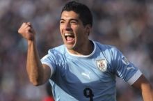 Луис Суарес и Диего Ролан включены в состав сборной Уругвая на октябрьские товарищеские матчи