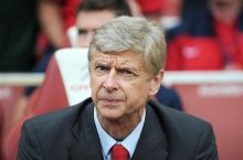 Арсен Венгер: "Арсеналу" важно внимательно сыграть против Диего Косты"