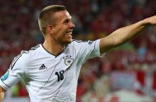 Подольски завершит выступления за сборную Германии после Евро-2016