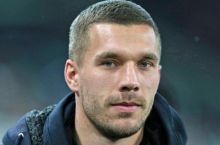 Lukash Podolski: "Futbolni pul uchun o'ynamayman"