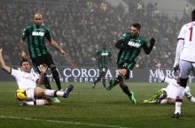 "Сассуоло" побеждает "Милан" благодаря хет-трику Берарди