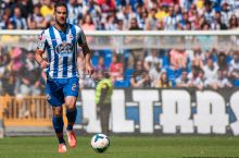 "Deportivo" futbolchisi Lopo: "Xavidan, "Barselona" sustroq o'ynashini so'radim"
