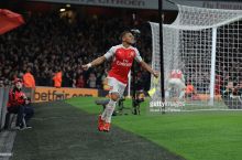 Arsenal – Tottenxem. Gibbs APL tarixidagi 24000-golni urdi