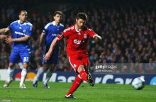 Liverpul Xabi Alonsoni qaytarmoqchi