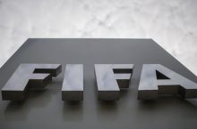 FIFA "Oltin to'p" uchligini elon qildi