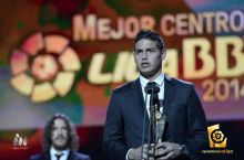 Серхио Рамос признан лучшим защитником примеры в сезоне-2014/15, Хамес – лучшим полузащитником, Месси – лучшим нападающим
