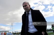 Zidan Riberiga ishonmayotganlarni adashishayotganini takidladi
