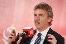 Zbignev Bonek: “UEFAda futbol bor, FIFAda siyosat va ifloslik”