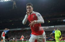 Muxlislar talqiniga ko'ra Ozil dekabrda APLning eng yaxshi futbolchisi