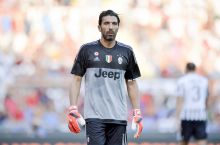 Buffon 40 yoshgacha futbol o'ynamoqchi