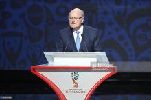 Blatter 2015 yilda 2,96 million dollar maosh olgan