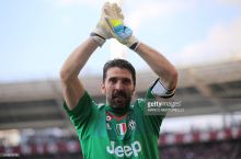 Janluiji Buffon: "Rekordim - butun jamoaniki"