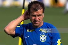 Dunga: "Birinchi bo'limda Braziliya o'ynadi, ikkinchisida Urugvay"