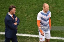 Robben: "Van Gal bilan ishlash qiyin, ammo u sutkada 24 soat futbol haqida o'ylaydi"