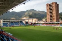 Bu qiziq. "Eybar" stadionidagi bahsni uydan chiqmay turib tomosha qiling FOTO