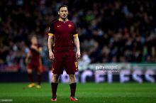 Totti "Lester"ga o'tmaydi