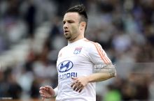 Valbuena uch hafta futbol o'ynay olmaydi