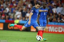 Рами: я могу помогать сборной Франции в атаке, не забывая про оборону