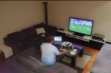 Аёлингиз футболни тушунмаса шундай бўлади (видео)