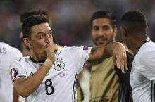 Германия илк бора Италияни йирик турнирда мағлуб этди