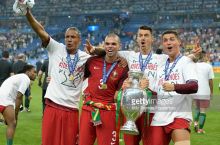 Президент Португалии наградит игроков национальной команды орденом Заслуг