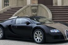 Роналду Bugatti Veyron сотиб олди