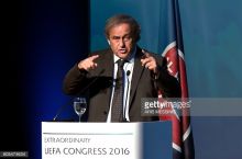 Platini: "UEFA rahbari lavozimini tark etyapman va endi sudda kurashaman"