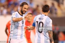 Messi va Iguain Argentina terma jamoasiga chaqirildi