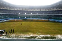 Кун фотоси: "Бунёдкор" стадиони қордан тозаланди