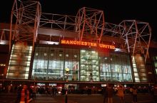 “Old Trafford”da o'yin vaqtida vino sotilishi yo'lga qo'yiladi