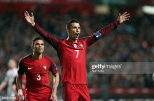 Ronaldu jarima zarbasidan ajoyib gol urdi. Portugaliya - Vengriya 3:0 (video)