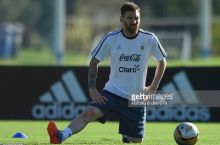 Anduxar: "Messi Argentina terma jamoasiga qaytmasligi kerak"