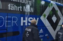 «Гамбург» автобусини «бўяб» қўйишди 