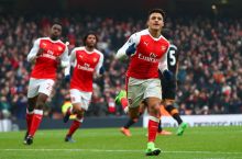 Arsenal Sanchesni APL klublaridan qizg'onmoqda