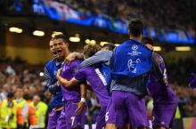 «Реал» - Европа чемпионлар лигасида кетма-кет икки марта ғолиб бўлган жаҳондаги биринчи клуб