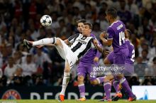 Гол Марио Манджукича в ворота "Реала" был признан лучшим голом Лиги чемпионов-2016/17