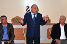 Сборная Узбекистана проведет встречу с Мираброром Усмановым