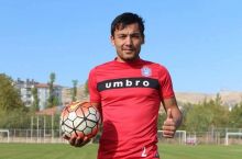 Футболист из Кыргызстана Каюмджан Шарипов перешел в турецкий клуб