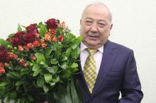 SHavkat Mirziyoev O'FF prezidenti Mirabror Usmonovni “Do'stlik” ordeni bilan mukofotladi