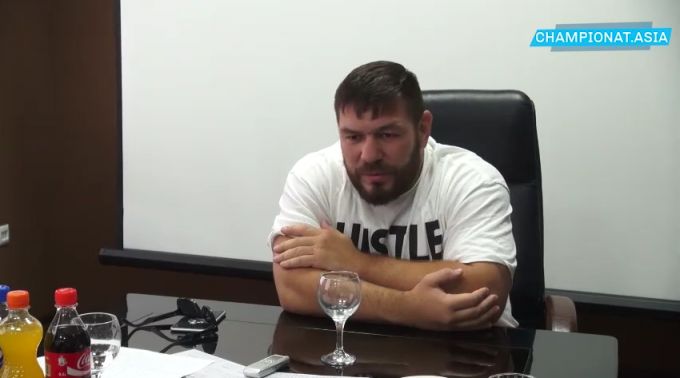 Руслан Чагаев: "Валуев билан филга қарши, Кличко билан эса шерга қарши уришгандек бокс тушиш керак" (видео)